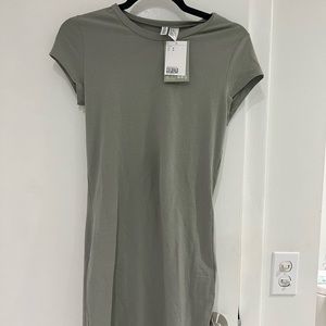 Green H&M T-shirt dress